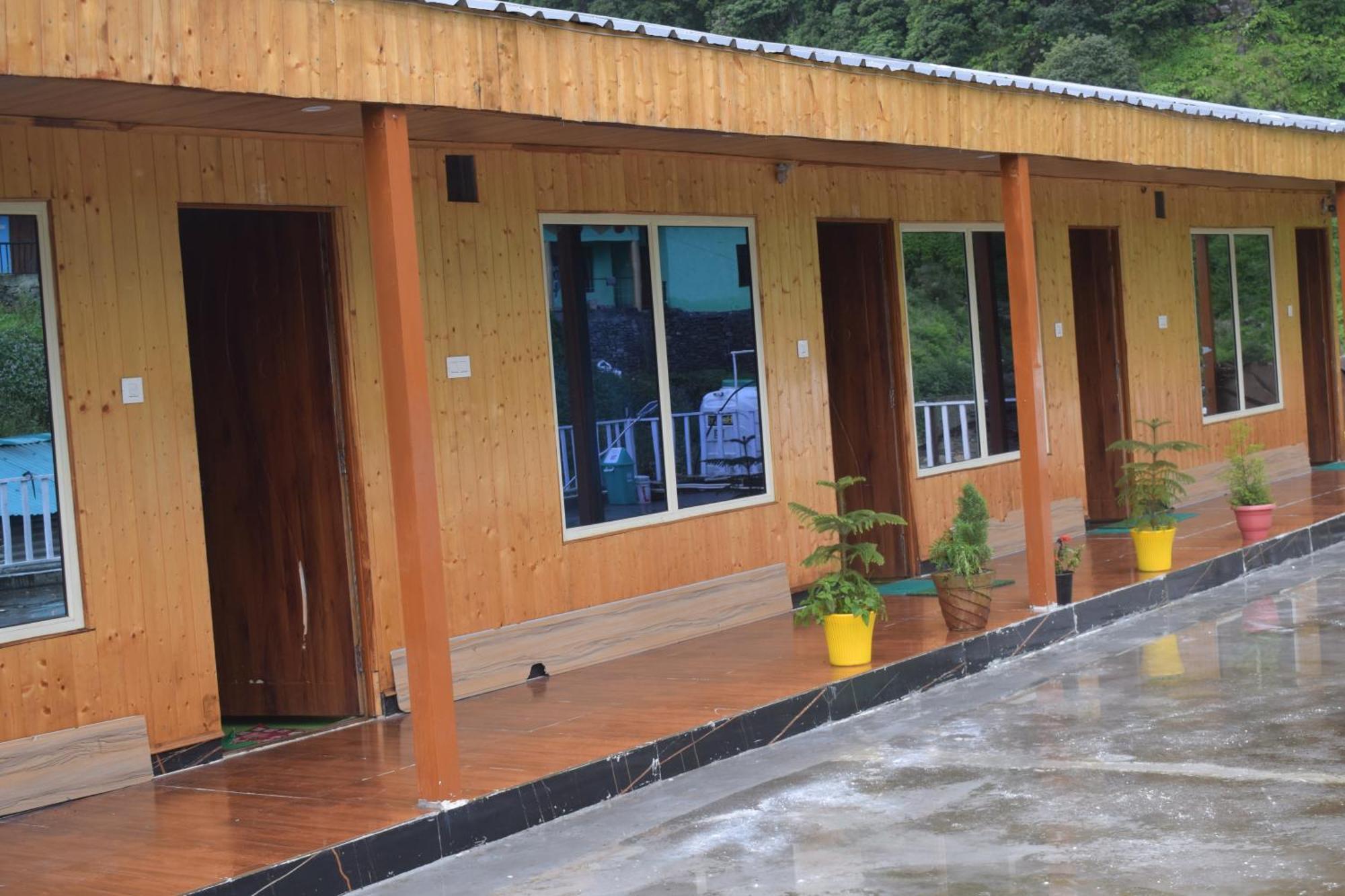 Himrab Chopta Resort Exterior photo