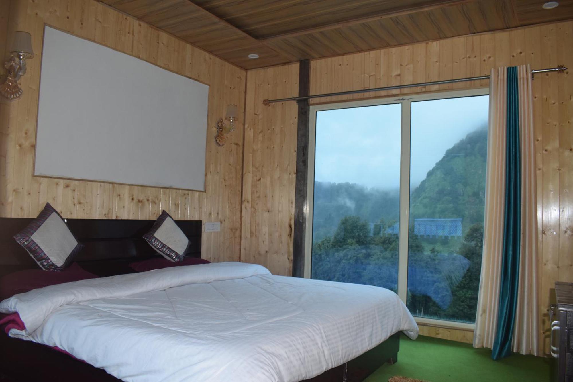 Himrab Chopta Resort Exterior photo