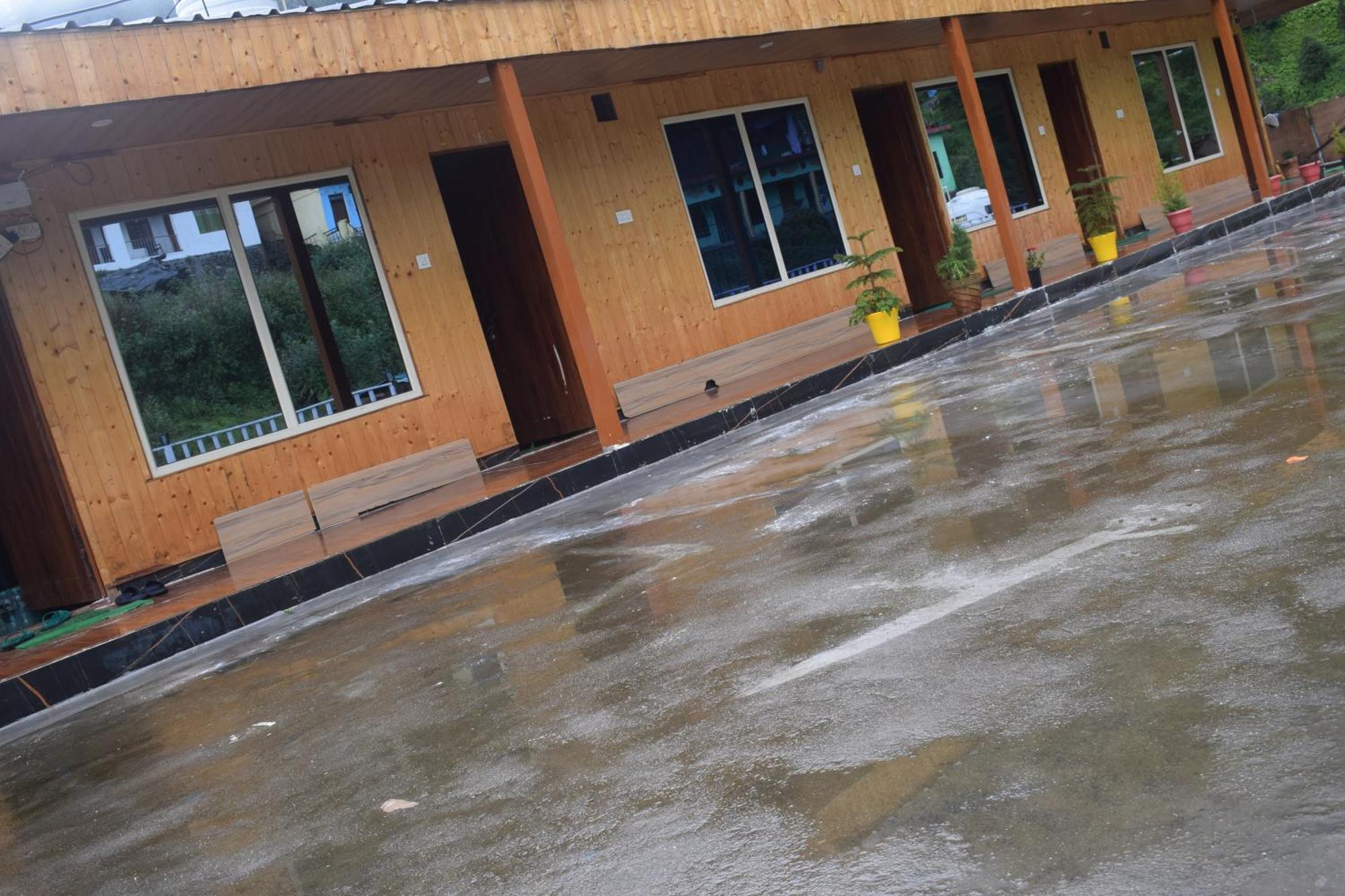 Himrab Chopta Resort Exterior photo